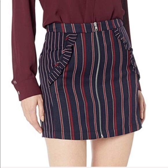 BCBGeneration Ruffle Pocket Skirt - Picture 1 of 8